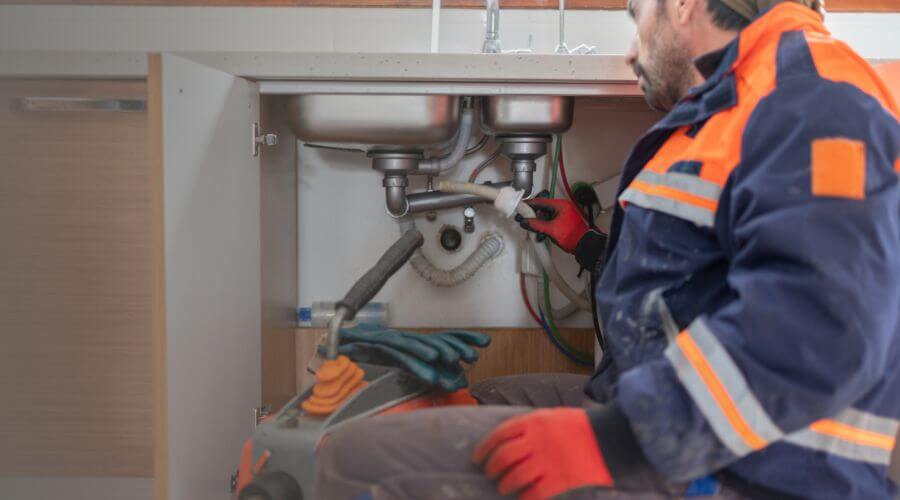 Professional slab leak plumber services in Pineville, AR